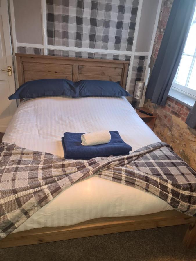 Crosskeys Inn Guest Rooms In Wye Valley Goodrich 外观 照片