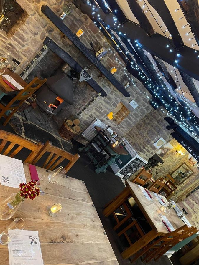 Crosskeys Inn Guest Rooms In Wye Valley Goodrich 外观 照片