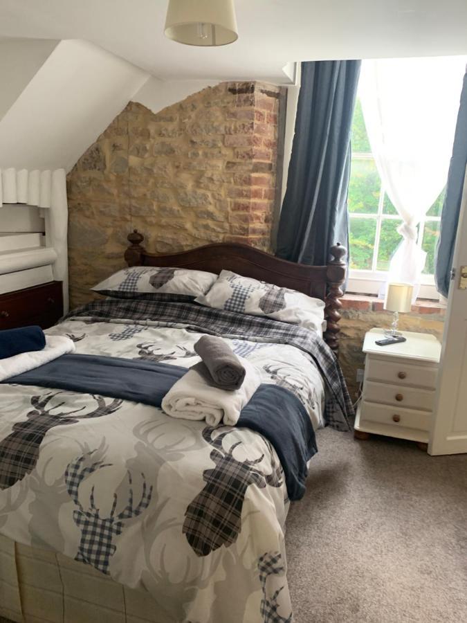 Crosskeys Inn Guest Rooms In Wye Valley Goodrich 外观 照片